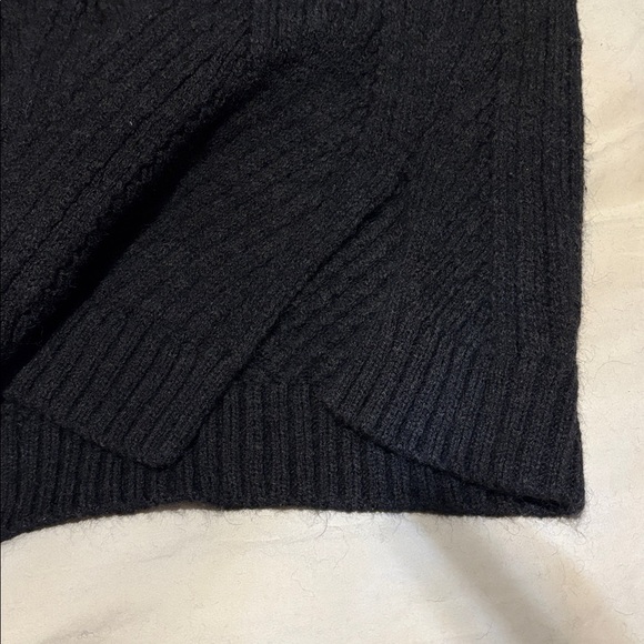 Vince turtleneck sweater - Picture 6 of 6
